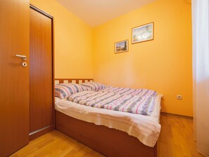 1 bedroom - Catalpa by Interhome (Balatonföldvár)