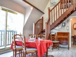 Dining - Marie Antoinette by Interhome (Deauville-Trouville)