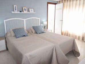 3 Schlafzimmer, Schreibtisch, Internetzugang