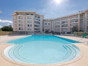 Pool - Le Cesarée by Interhome (Fréjus)