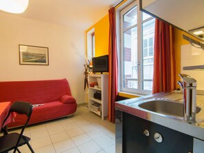 Télévision à écran plat