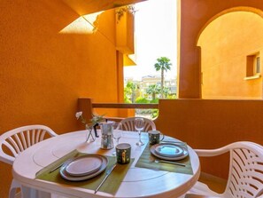 Outdoor dining - Las Calitas Bloque III by Interhome (Orihuela Costa)