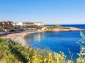Beach nearby - Le Grand Large by Interhome (Six Fours La Coudoulière)