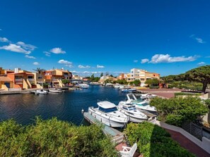 Marina - Nautica by Interhome (Le Barcarès)