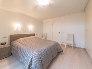 3 habitaciones, escritorio y internet 
