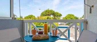 Bleu Marine by Interhome