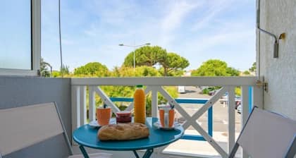 Bleu Marine by Interhome