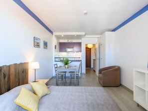 1 bedroom, iron/ironing board, WiFi