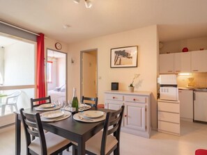 Dining - Les Balcons de l'Atlantique by Interhome (Vaux Sur Mer)