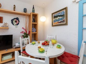 Dining - Les Oranetes by Interhome (Llançà)