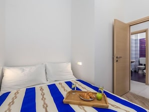 2 bedrooms