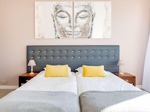 1 chambre, fer et planche à repasser, Internet gratuit