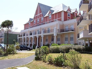 Exterior - Les Marines 1 et 2 by Interhome (Cabourg)