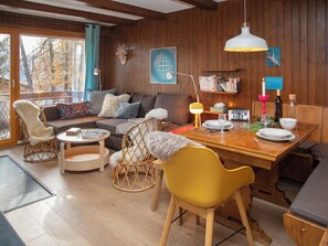 Télévision, cheminée