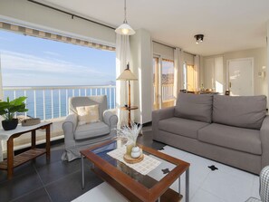 TV, DVD player - Les Roquetes by Interhome (Calpe/Calp)