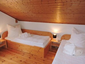 3 chambres, accès à Internet