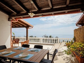 Outdoor dining - Grillo-Villa Anna by Interhome (Castro)