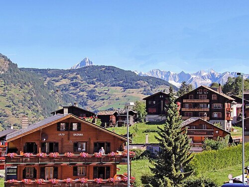 Bergfink Dachgeschoss by Interhome