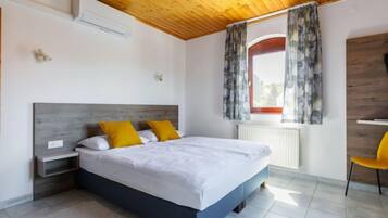 6 bedrooms, Internet