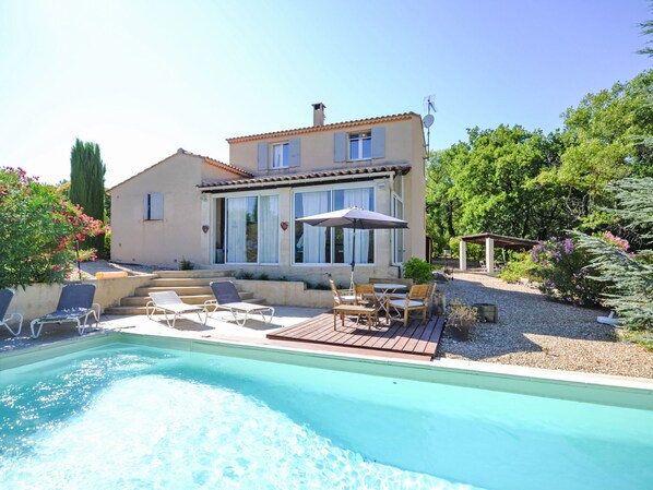 Pool - Les Iris by Interhome (Roussillon)