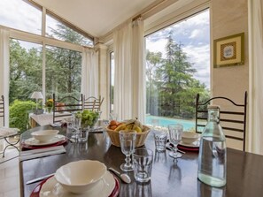 Dining - Les Iris by Interhome (Roussillon)