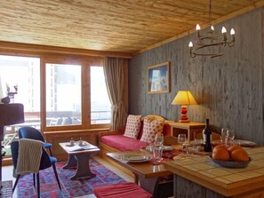 Dining - Le Grand Tichot A et B (Val Claret) by Interhome (Tignes)