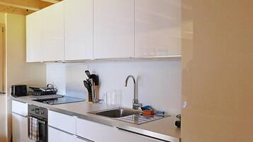 Réfrigérateur, lave-vaisselle