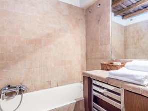 Hair dryer, towels