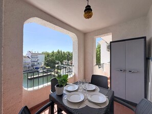 Outdoor dining - Port Banyuls by Interhome (Empuriabrava)