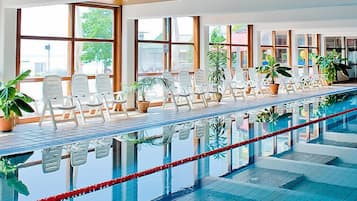 Indendørs pool