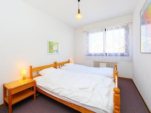 2 bedrooms