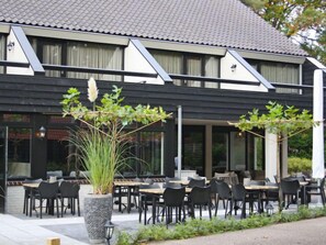 Buiten dineren