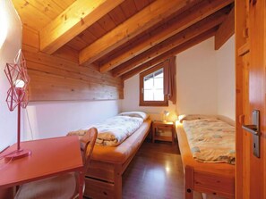 4 bedrooms, WiFi
