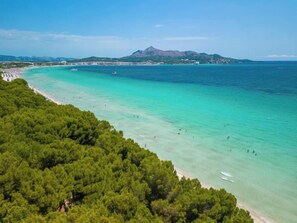 Vlak bij het strand