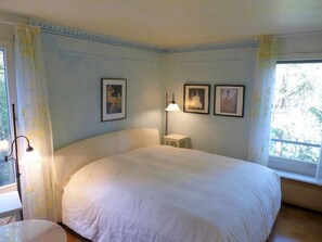 1 bedroom, free Internet - Jeanne D'Arc Apt. H-58 by Interhome (Crans-Montana)