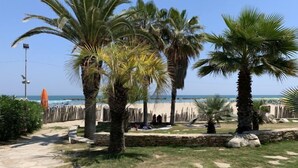 Beach nearby - Cala Luna by Interhome (San Benedetto del Tronto)