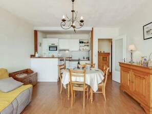 Dining - Prince Albert by Interhome (Cabourg)