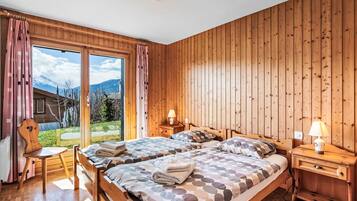 3 chambres, fer et planche à repasser, Internet gratuit
