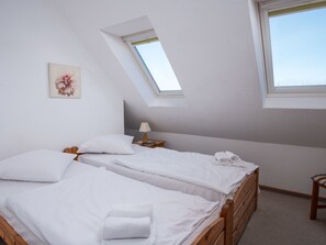 2 bedrooms, internet