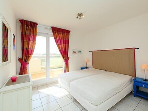 2 makuuhuonetta, silitysrauta/-lauta, Wi-Fi