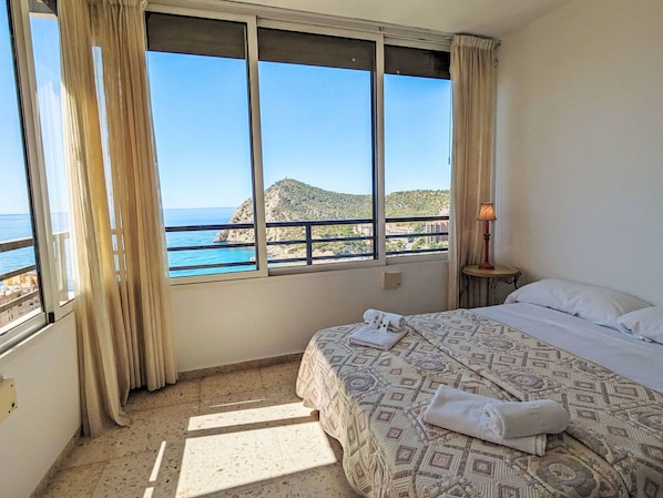 1 bedroom, iron/ironing board