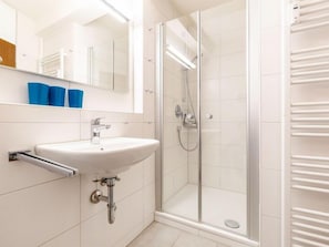 Bathroom - Ferienwohnpark Immenstaad by Interhome (Immenstaad)
