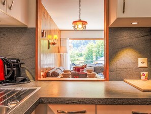 Réfrigérateur, micro-ondes, four, lave-vaisselle