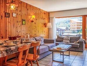 TV, DVD player - Les Platanes E3 by Interhome (Nendaz)
