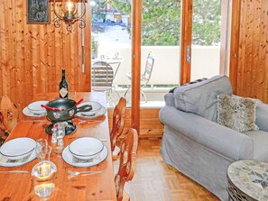 تناول الطعام