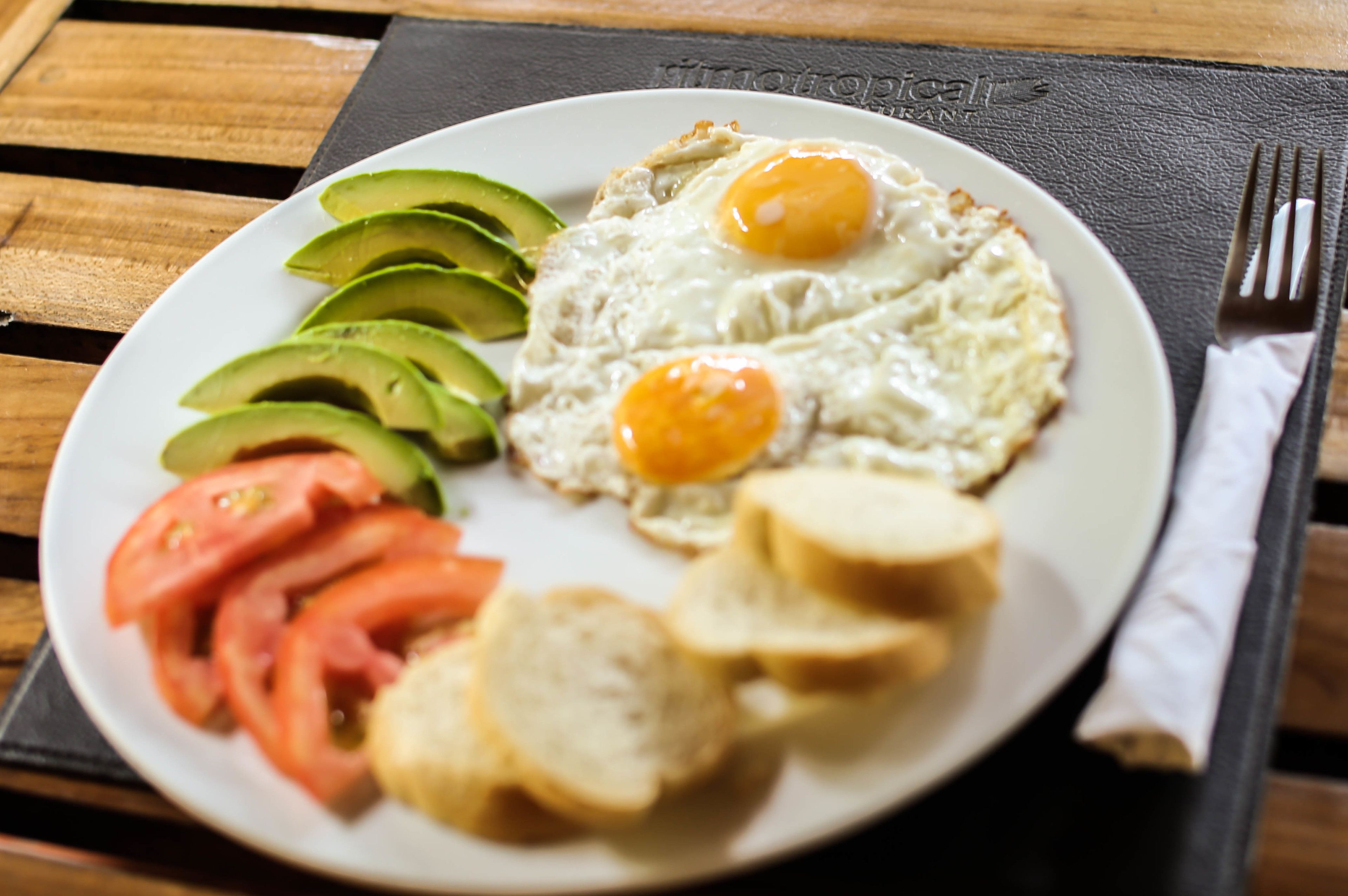 free daily cooked-to-order breakfast