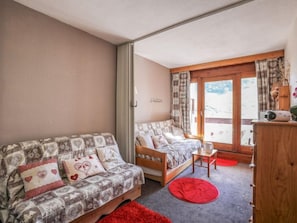 TV, DVD player - Apartment Cosmos by Interhome (Le Corbier)