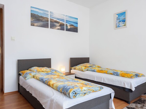 7 chambres, accès Internet