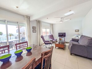 TV - Apartment Giner by Interhome (Benidorm)