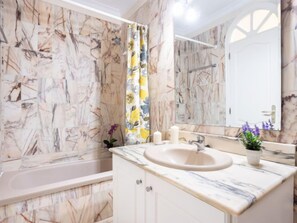 Towels - Buenavista by Interhome (Los Gigantes)